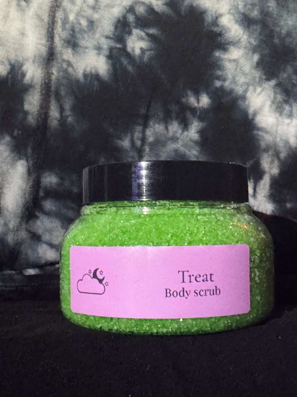 Treat body scrub